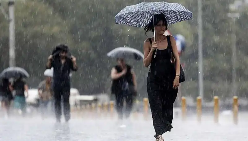 İstanbul ve Ankara’yı Vuran Sağanak Yağış: 25 İlde Etkili Olacak!