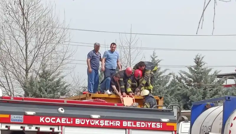 TIR Tankına Düşen Tehlikeli Madde, Can Pazarı Yarattı: Ağır Yaralı Hastaneye Kaldırıldı