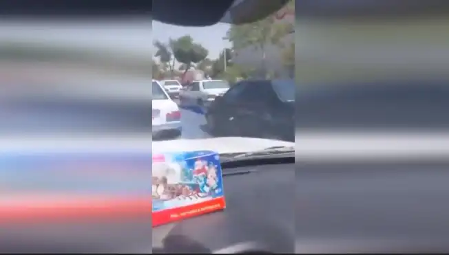 İsrail, İran'ı Hedef Alıyor: İsfahan'daki Saldırı Anı Kamerada