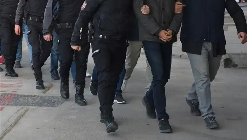 Ankara Merkezli DAEŞ Operasyonu: 7 İl ve 27 Gözaltı Kararı
