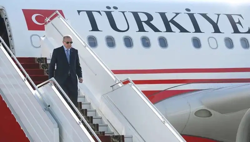 Cumhurbaşkanı Erdoğan İtalya Ziyaretinden Döndü: Önemli Görüşmeler ve Sonuçlar