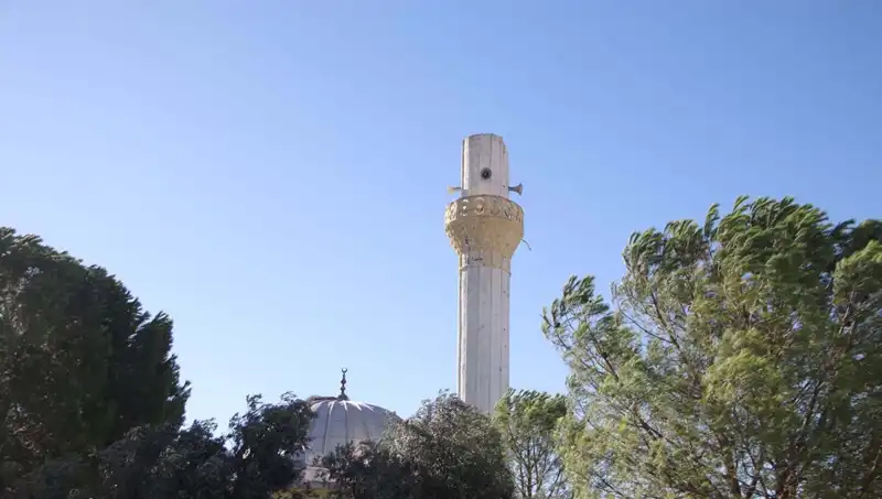 Muğla'da Fırtına Felaketi: Minare Külahı ve Çatılar Havada Uçuştu!