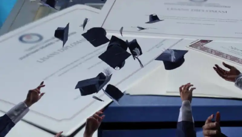 Türkiye'de Sahte Diploma Skandalı: Davalar Başlıyor!
