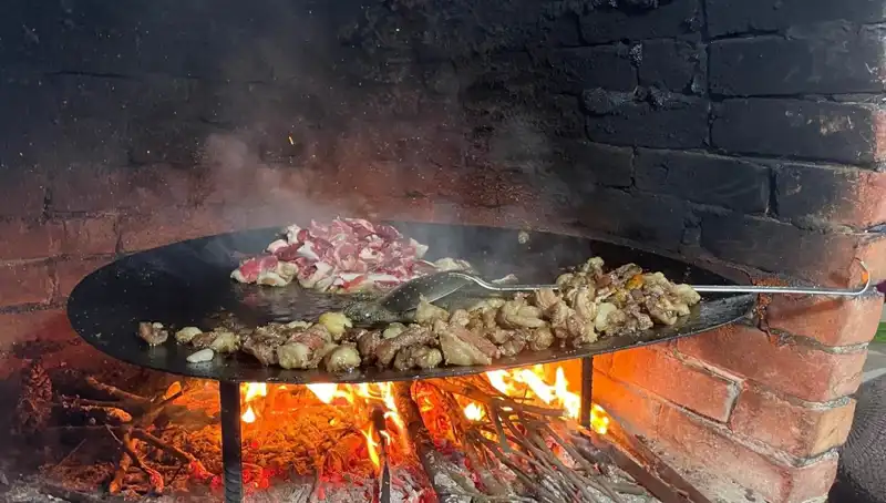 Türkiye'nin Dört Bir Yanından Gelenek: Dualı Güveç Festivali Coşkusu