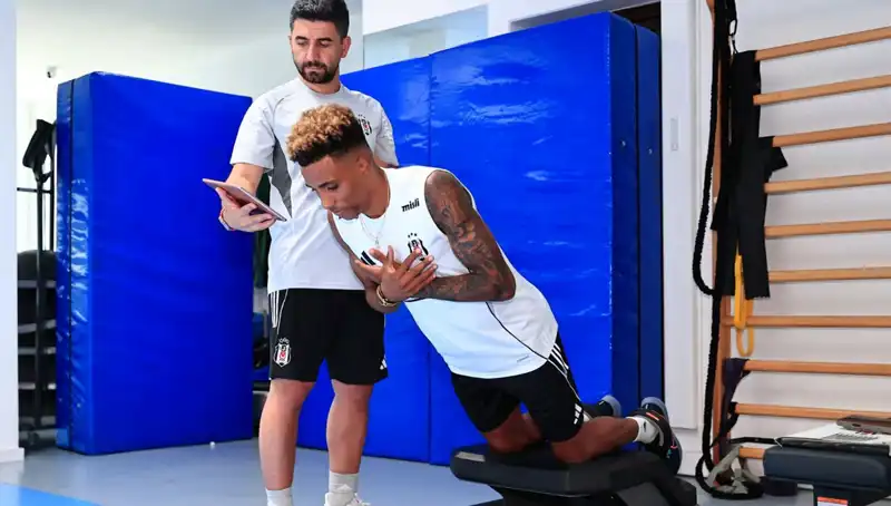 Beşiktaş'ta Sezon Öncesi Sağlık Kontrolleri Yapılıyor