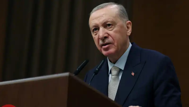 Türkiye’deki Sokak Terörü: Soygunları Perdeleme Çabası mı?
