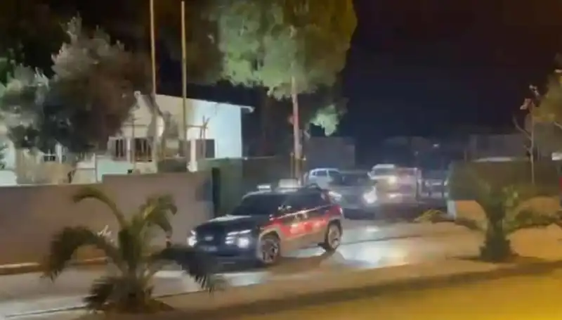 İzmir’de Şok Operasyon: 141 Hükümlü Kıskıvrak Yakalandı!