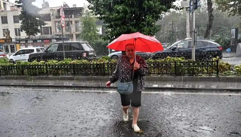 Marmara Bölgesi İçin Sarı Kodlu Yağış Uyarısı! Hazırlıklı Olun!