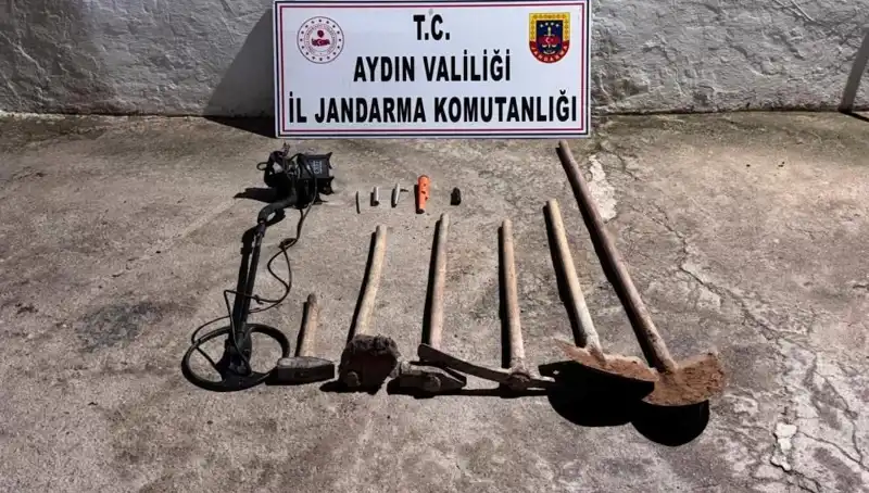 Aydın'da Kaçak Kazı Operasyonunda Suçüstü: Tarihimiz Tehlikede!