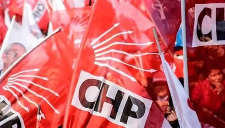 CHP’de Sürpriz Gelişme: Ataşehir, Esenyurt ve Sarıyer Kongreleri Ertelendi