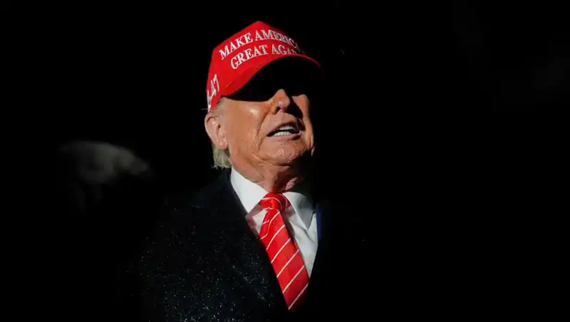 Yüksek Mahkeme'den Trump'a Ticari Göçmenler Üzerine Çarpıcı Yetki Kararı