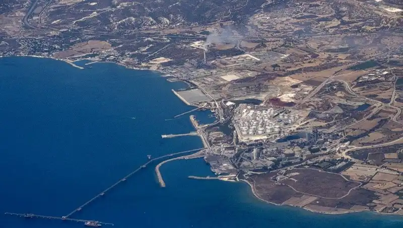 ABD'nin Stratejik Askeri Hamlesi: Silah Yüklü Gemisi Limasol’a Uğrayacak
