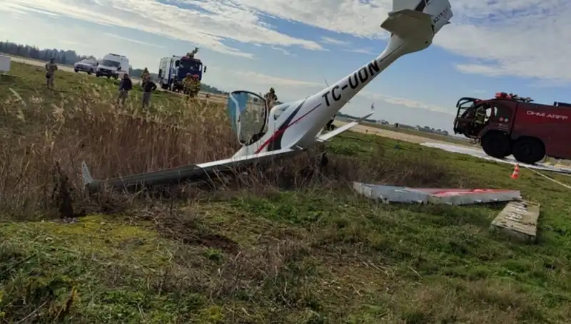 Bursa'daki Uçak Kazasında İki Pilot Öldü: 3 Sanık Yargılanıyor