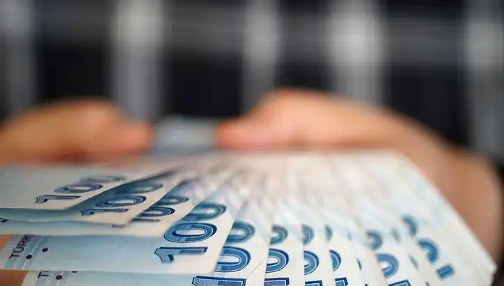 Emekli Promosyonları: 2025 Yazında Bankalar Ne Kadar Sunuyor?