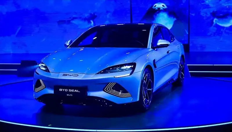 BYD'nin Sıfır Emisyon Stratejisiyle Elektrikli Araç Pazarında Zirveye Oynuyor