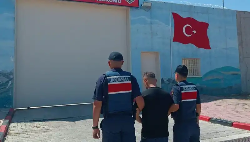Afyon'da Suçlular Tek Tek Yakalandı: 9 Kişi Gözaltında!