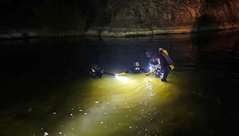 Çaya Düşen Kızını Kurtarmak İsterken Boğulan Baba, Acı Bir Dramla Sonland