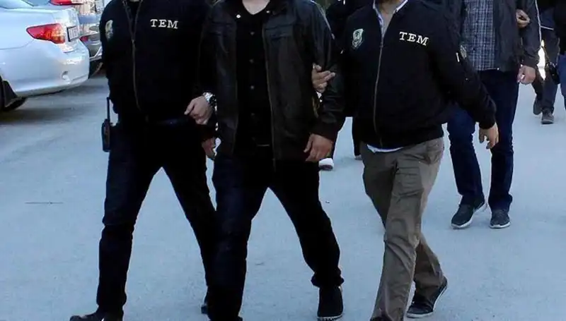 İstanbul'da Terörle Mücadele Operasyonu: 14 Kişi Gözaltına Alındı