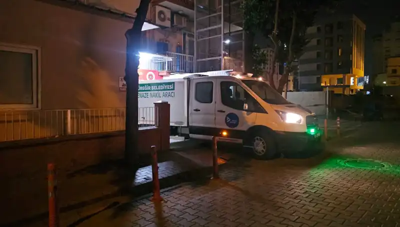 Park Yeri Kavgası: Bir Kişi Komşusunu 7 Yerinden Vurdu