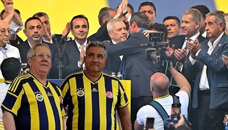 Mahmut Uslu'dan Ali Koç'a Şok İstifa Çağrısı: Adaylığına Dair Bombastik Açıklama